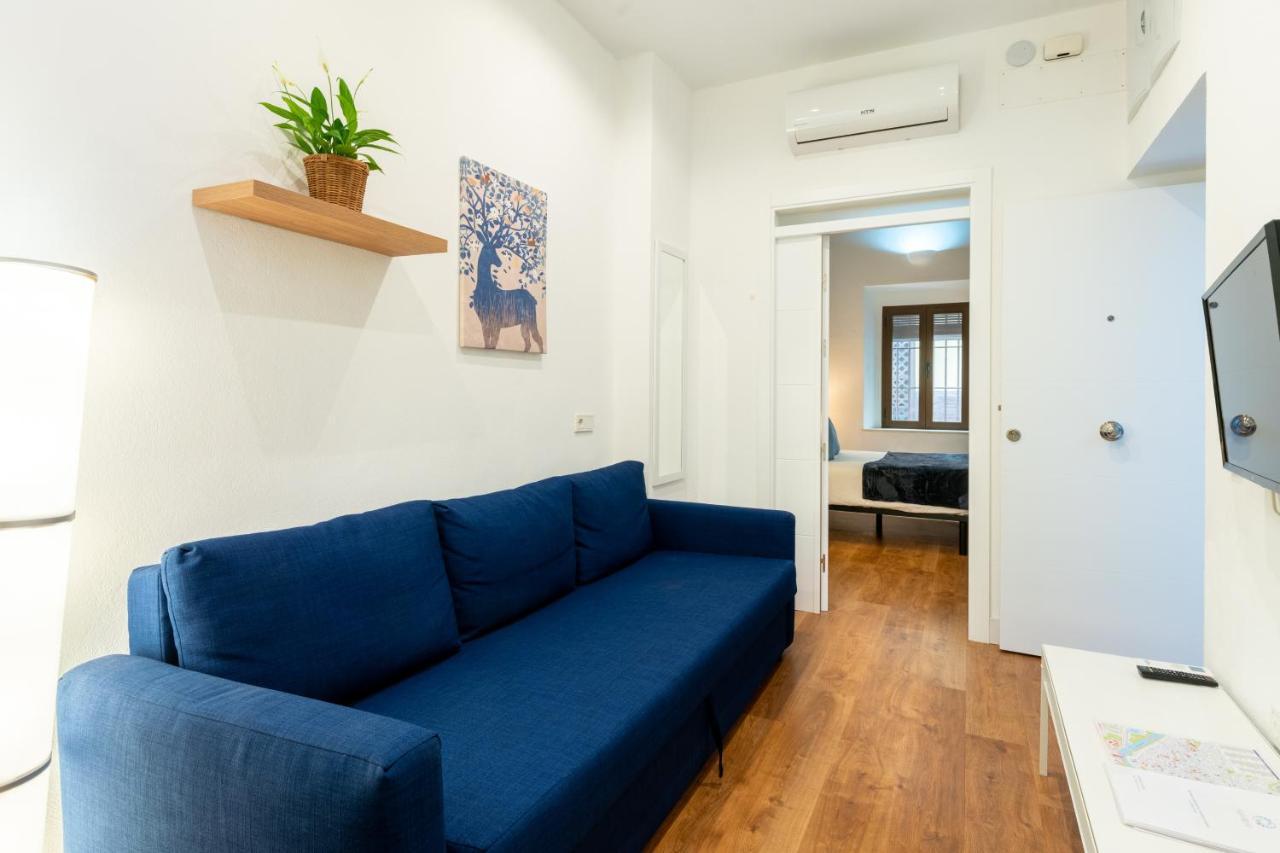 Ferienwohnung Holi-Rent Gonzalez Cuadrado Sevilla Exterior foto